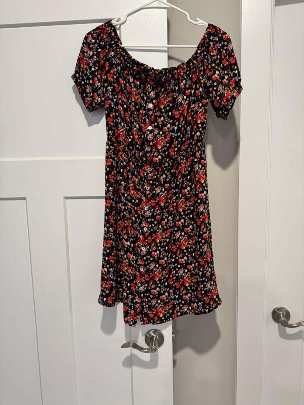 Forever 21 Contemporary Black Floral Off-Shoulder Mini Dress